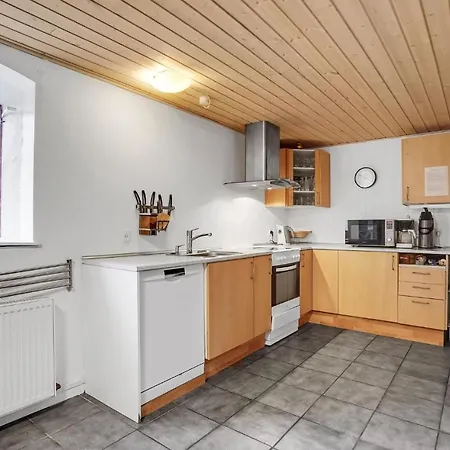 Gorgeous In V 아파트