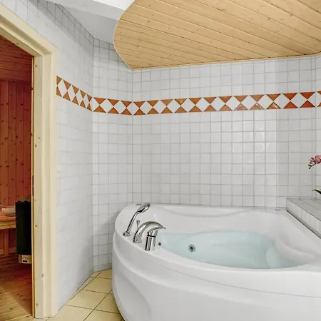 Gorgeous In V 에스비에르